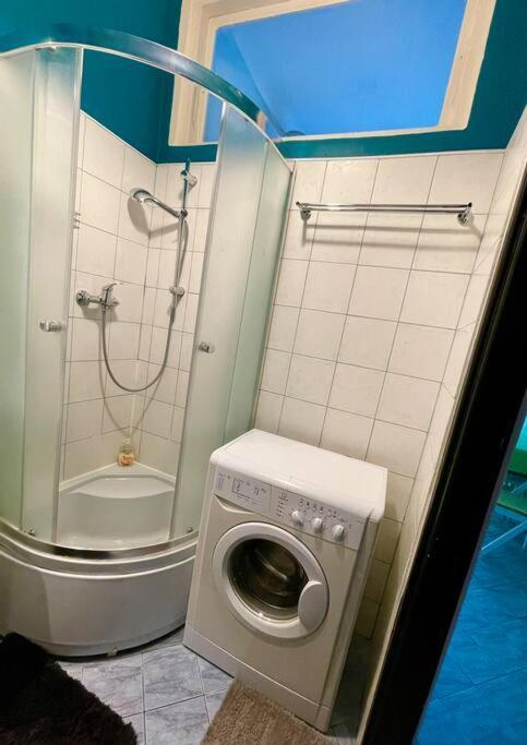 Super Square Metro X2 Fast Wifi 55'Tv Netflix Hbo Appletv+ Amazontv Apartment Warsawa Bagian luar foto